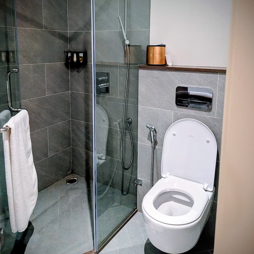 ベトナムの洋式トイレ