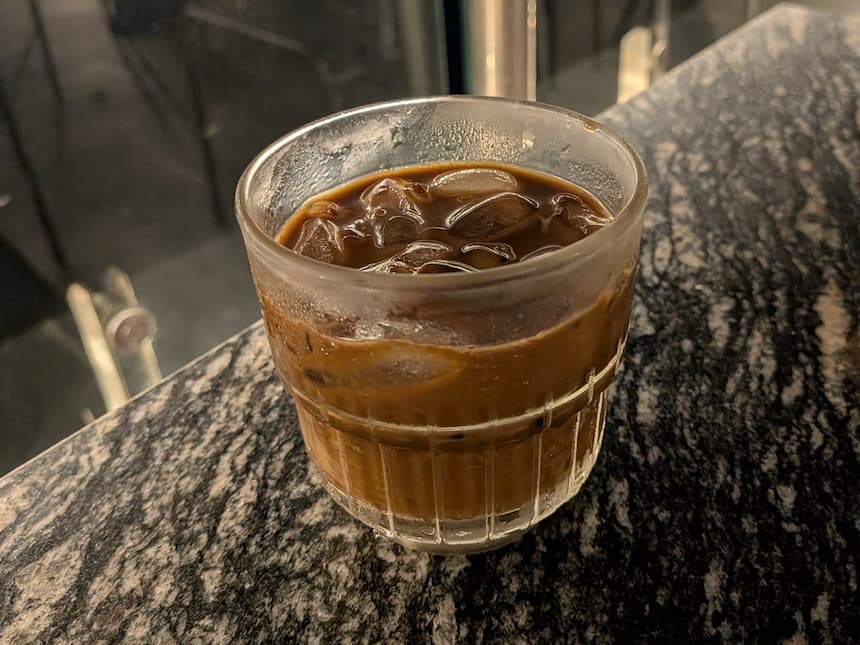 カフェスアダー ベトナム式練乳入りアイスコーヒー