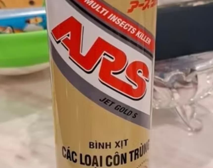 ベトナムのスーパーで買えるARS Jet Gold S(日本ブランドの殺虫スプレー)