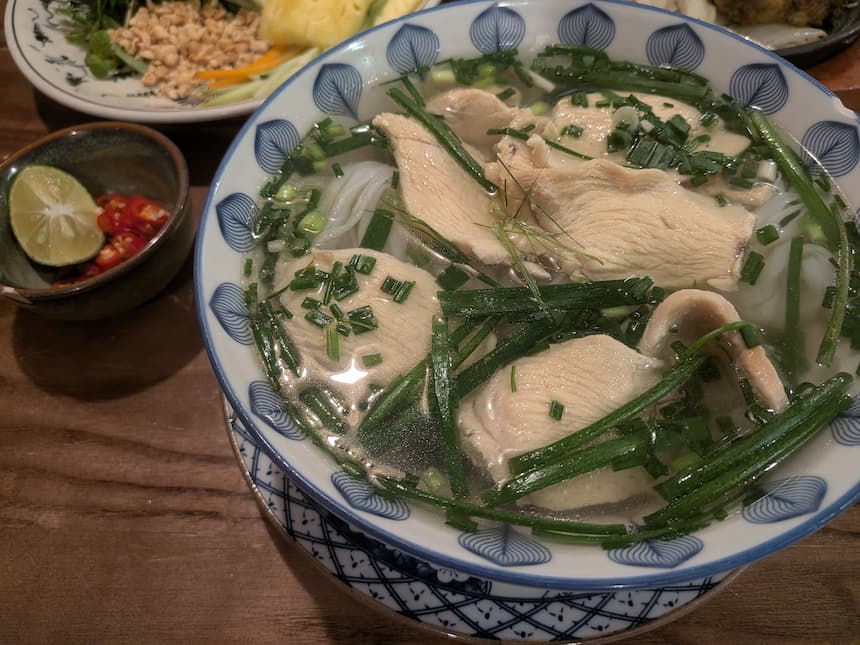 鶏肉のフォー フォーガー あっさりしたスープと優しい味