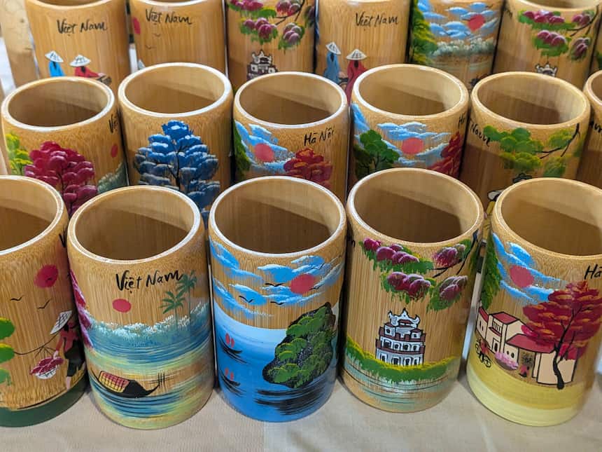 ハノイの竹製マグカップ土産｜ベトナム風イラストが描かれたデザインカップ