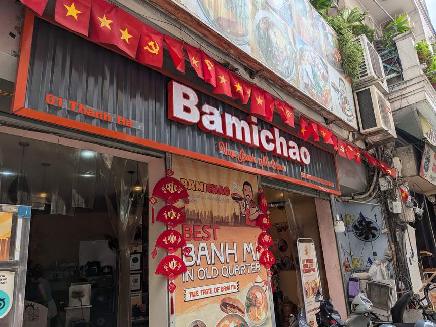 ハノイ旧市街のバインミー・チャオ専門店「Bamichao」の看板