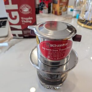 ベトナムコーヒーの入れ方｜フィン（ドリッパー）の使い方と粉20g・湯70mlの分量